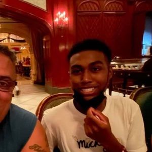 Meet your Posher, Denzel